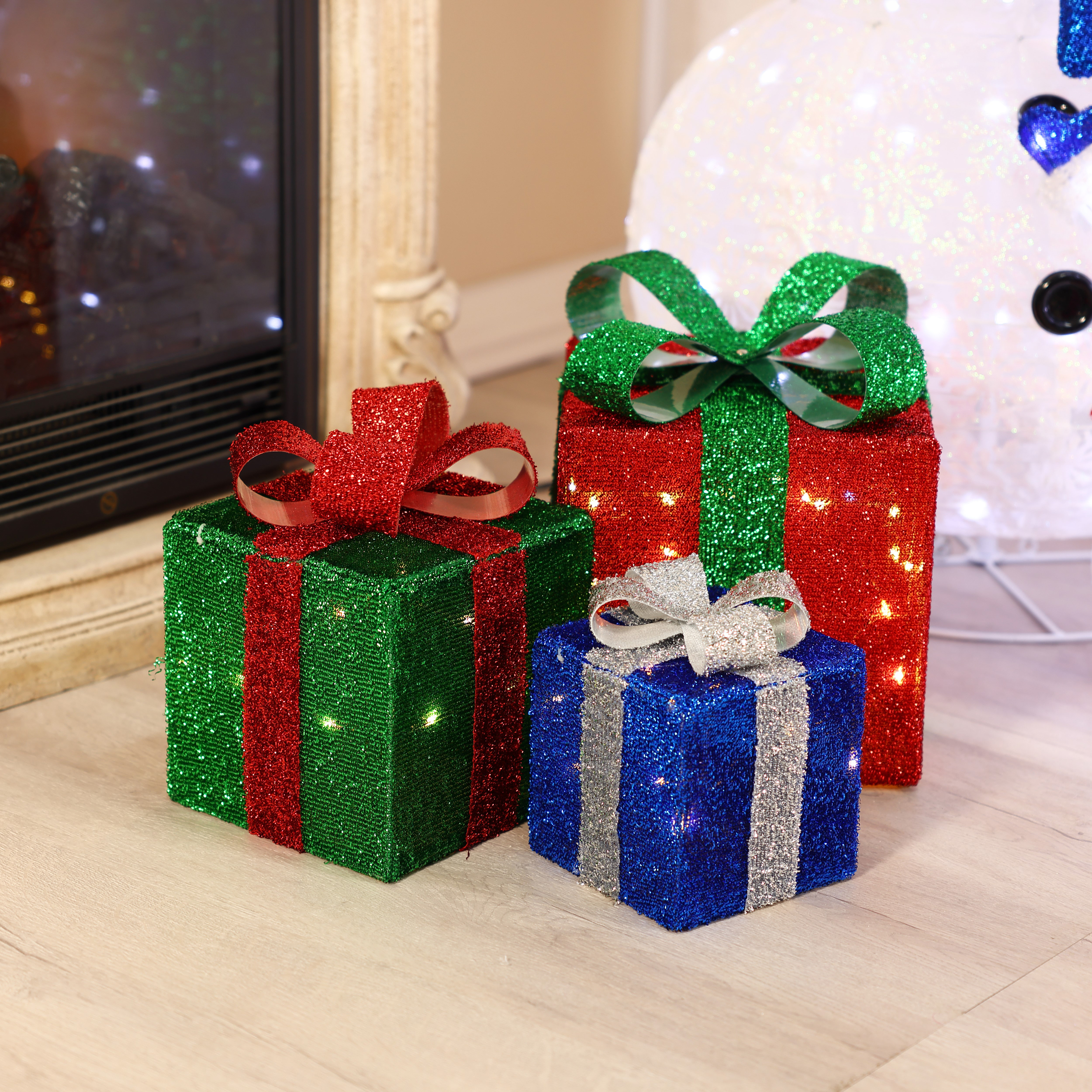 The Holiday Aisle® Holiday Presents Decoration Lighted Display